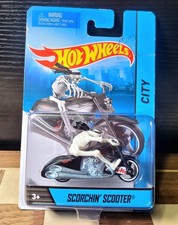Hot Wheels Scorchin Scooter City Skeleton Rider!!! ¡¡¡NEGRO!!! RARO!!! Lanzamiento 2013 segunda mano  Embacar hacia Mexico