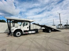 2017 freightliner 106 for sale  South Milwaukee