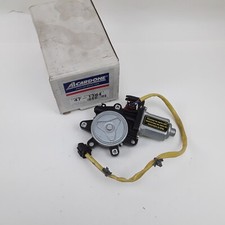 Motor de janela de energia Cardone 47-1384 furo traseiro direito rosca para Nissan 2005-2018 comprar usado  Enviando para Brazil