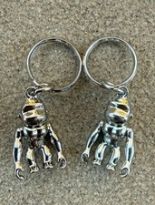 2 Berloques bolsa chaveiro macaco prata metal prata KIPLING comprar usado 2 Berloques bolsa chaveiro macaco prata metal prata KIPLING comprar usado  Enviando para Brazil
