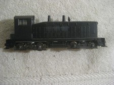 Scale undecorated 600 for sale  Riverside