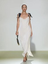 Vestido maxi de veludo branco Reformation Nya US$ 398 novo sem etiquetas tamanho MP comprar usado  Enviando para Brazil