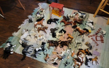large plastic horses for sale  Clermont