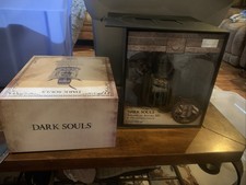 First figures dark d'occasion  Expédié en Belgium