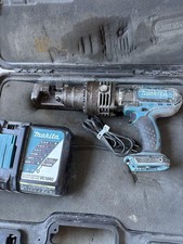 Cortador de vergalhão Makita com carregador Sc162Drg estojo Japão comprar usado Cortador de vergalhão Makita com carregador Sc162Drg estojo Japão comprar usado  Enviando para Brazil