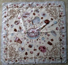 Longchamp foulard soie d'occasion  Montferrand-le-Château