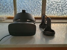 Oculus rift metà usato  Valenza