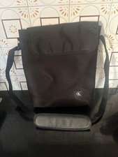 Pochette calvin klein d'occasion  Angres