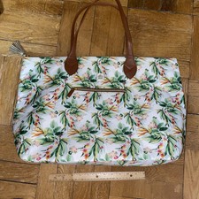 Bolsa Sanrio Hello Kitty Iolani Collab 65º Aniversário Estampa Havaiana Weekender comprar usado  Enviando para Brazil