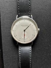 Nomos metro steel d'occasion  Expédié en Belgium