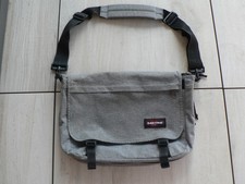 Sacoche besace eastpak d'occasion  Saint-Jean-de-Védas