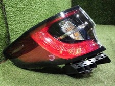 Lanterna traseira esquerda TOYOTA Corolla Touring 2022 8156112D70 [usada] [PA112121556] comprar usado  Enviando para Brazil