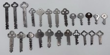 Lot vtg flat for sale  Ambler