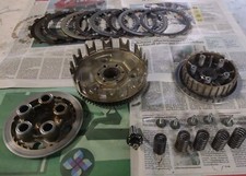 Campana cestello frizione usato  Vado Ligure
