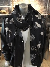 Damen tuch schal gebraucht kaufen Damen tuch schal gebraucht kaufen  Würselen