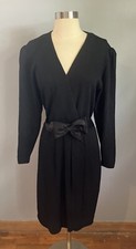 Vestido de malha St John Santana vintage preto sólido cinto de seda surplice feminino 8 comprar usado  Enviando para Brazil