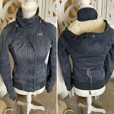 Jaqueta Hollister Feminina Vintage Marinha Forrada de Pele Sintética com Capuz Tamanho Pequeno Ano Novo comprar usado  Enviando para Brazil