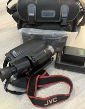 Filmadora JVC GR-AX350U VHS-C 1995 com bateria, adaptador, cassete e bolsa testada comprar usado  Enviando para Brazil