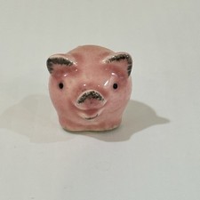 Usado, Mini estatueta de porco Goebel cerâmica pequena rosa pálido Alemanha Ocidental vintage comprar usado  Enviando para Brazil