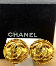 Autentici orecchini chanel usato  Spedire a Italy