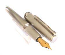 Exceptionnel stylo plume d'occasion  Versailles