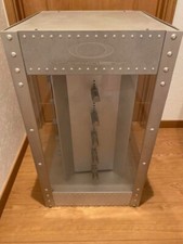 Oakley Display Showcase Aluminum showcase, rotating, with lock Accessories b70 comprar usado Oakley Display Showcase Aluminum showcase, rotating, with lock Accessories b70 comprar usado  Enviando para Brazil