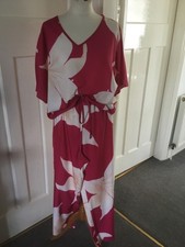 Red white floral for sale  LEICESTER