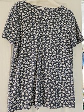 Bonmarche floral top for sale  WAKEFIELD
