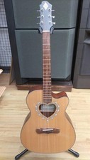 Guitare électrique acoustique d'occasion  Expédié en France