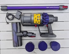 Dyson cyclone v10 for sale  HENGOED