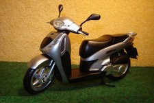 Honda 125 silber gebraucht kaufen Honda 125 silber gebraucht kaufen  Köln