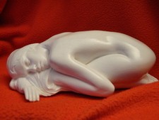 Femme nue couchée d'occasion Femme nue couchée d'occasion  Mouy