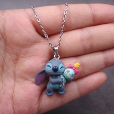 Collier pendentif stitch d'occasion  Chatou