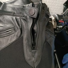 pantaloni moto pelle usato  Genova