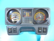 Mitsubishi Pajero 1987 Benzyna Prędkościomierz Kokpit MB716914 76kW na sprzedaż  PL