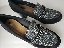 Tahari size 9.5 for sale  Akron