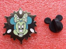 T09 pins personnage d'occasion  La Roche-sur-Yon