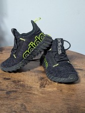 Zapatos Atléticos ADIDAS Kaptir 3.0 Unisex Niños Negros Lúcidos Limón Talla 11K segunda mano  Embacar hacia Mexico
