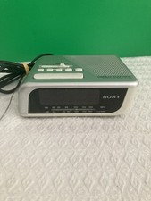 Sony radio réveil d'occasion  Mennecy