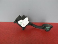 Pedale acceleratore elettronic usato  Sinopoli