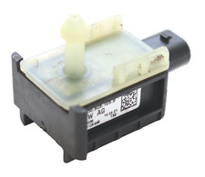 Audi Skoda Seat VW Crash AIRBAG SENSOR Airbagsensor 3G8959109B Fußgängerschutz comprar usado  Enviando para Brazil