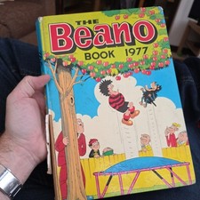Beano book annual for sale  NEWTOWNARDS