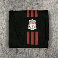 Usado, Carteira unissex vintage Liverpool Adidas listras de árvore preta FC futebol blockcore comprar usado Usado, Carteira unissex vintage Liverpool Adidas listras de árvore preta FC futebol blockcore comprar usado  Enviando para Brazil