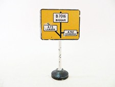 Giltoy dinky crescent for sale  CHELMSFORD