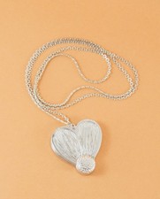 Pendentif fantaisie original d'occasion  Camaret-sur-Aigues
