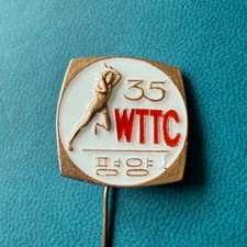 TÊNIS DE MESA 35º Campeonato Mundial 1979.  CRACHÁ DE BROCHE PYONGYANG comprar usado  Enviando para Brazil