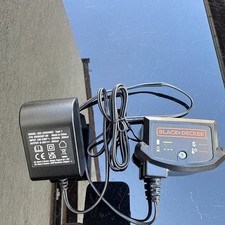 Black decker akkulader gebraucht kaufen  Lohra