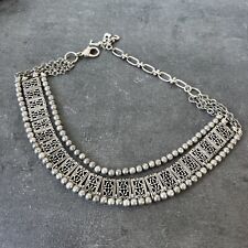 Collier metal argenté d'occasion  Aix-les-Bains