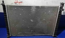 Radiatore acqua ford usato  Paterno