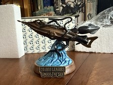 Estatueta TOKYO DISNEYSEA 20.000 LEAUGES UNDER THE SEA (NAUTILUS, SQUID, WAVE) comprar usado  Enviando para Brazil